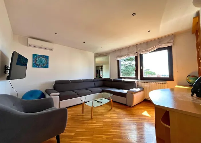 By The Sea - 24343 Umag